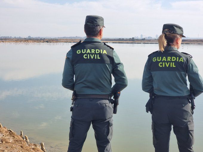 ¿Cuánto gana un Guardia Civil? - Formación para opositores de Policía Nacional y Guardia Civil | Academia Centro 1 Academia Centro en Alicante, formación para oposiciones de Policía Nacional y Guardia Civil, acceso físico y temario para preparación