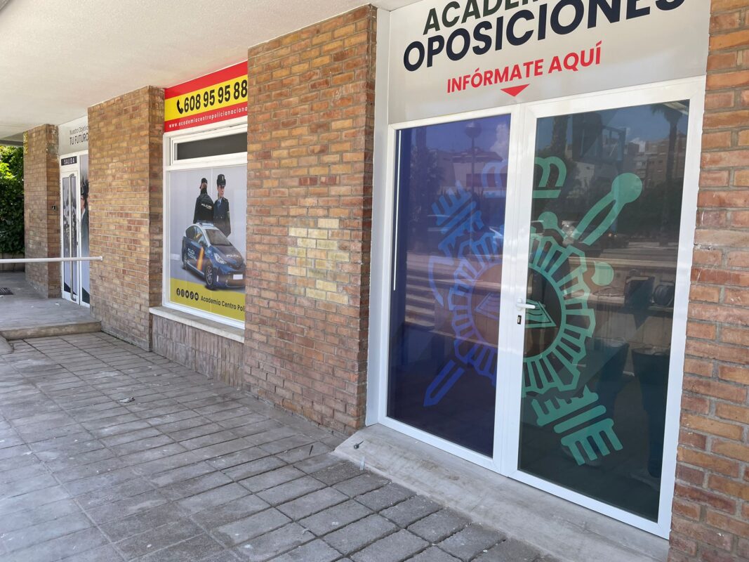 Academia Centro en Alicante, formación para oposiciones de Policía Nacional y Guardia Civil, acceso físico y temario para preparación