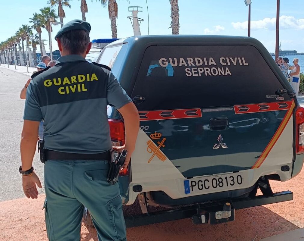 Actuación Guardia Civil, Seprona - Formación para opositores de Policía Nacional y Guardia Civil | Academia Centro 1 Academia Centro en Alicante, formación para oposiciones de Policía Nacional y Guardia Civil, acceso físico y temario para preparación