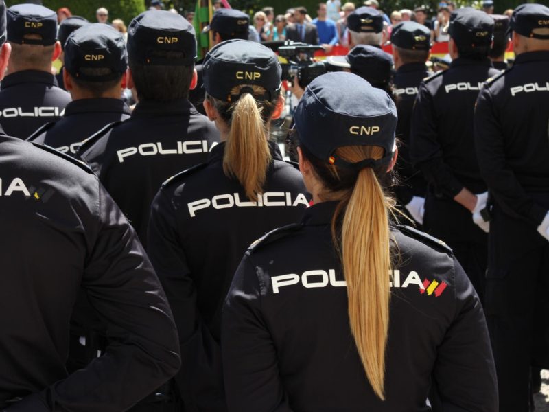 examen-acceso-policia-nacional Academia Centro en Alicante, formación para oposiciones de Policía Nacional y Guardia Civil, acceso físico y temario para preparación