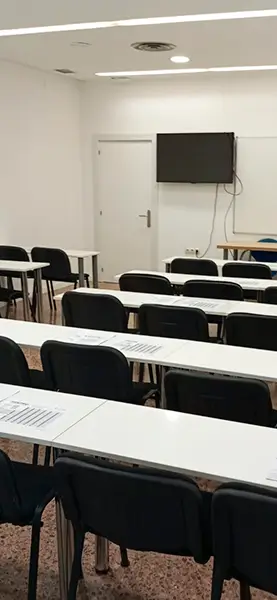 Formación Guardia Civil - Formación para opositores de Policía Nacional y Guardia Civil | Academia Centro 6 Aula clase centropol